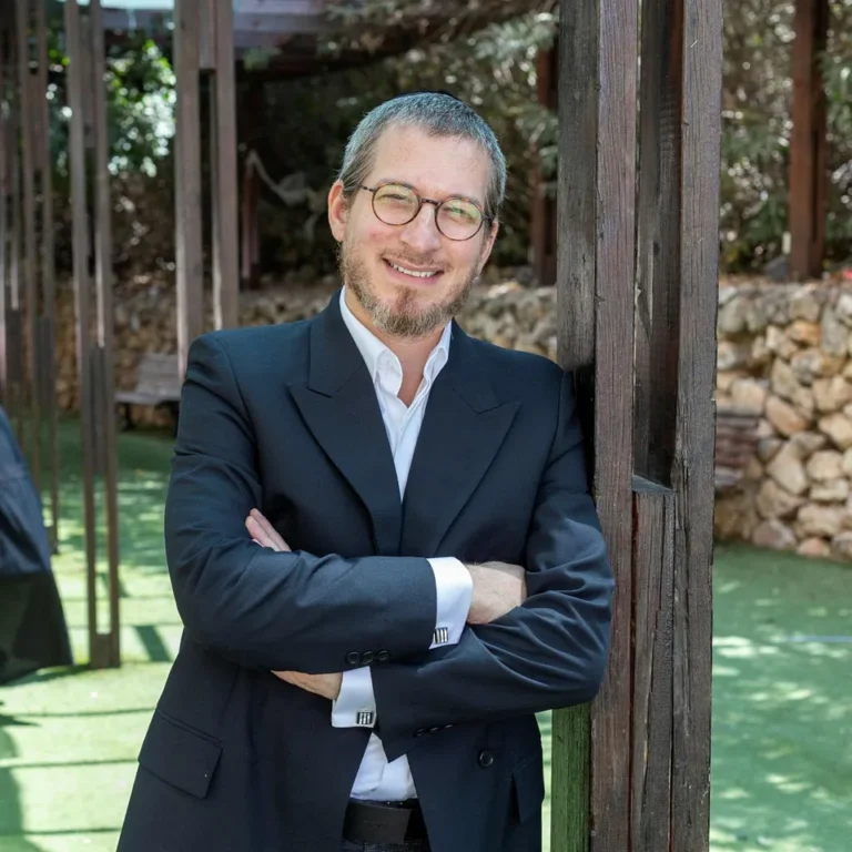The Maverick Behind an Israeli Hasidic High School Preparing Boys for University (Haaretz)